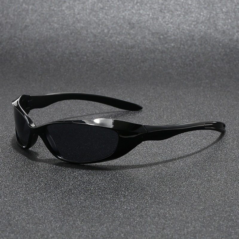 Nowe okulary przeciwsłoneczne  – Cycling Glasses recenzja i cena